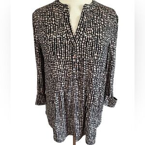 COCOMO Medium Black Beige 3/4 sleeve women’s black tan Pintuck Blouse top shirt